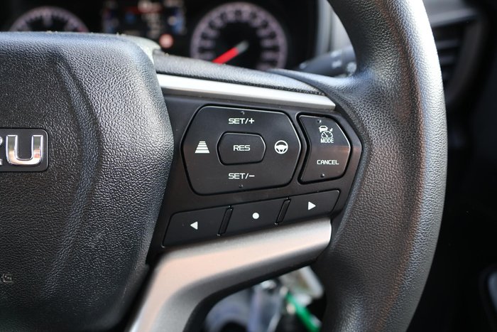 2022 Isuzu D-MAX 21