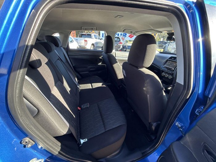 2023 Mitsubishi ASX ES