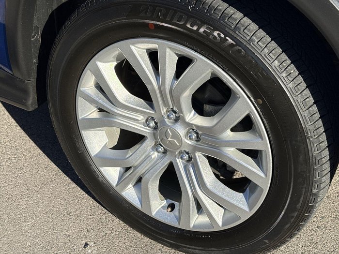 2023 Mitsubishi ASX ES