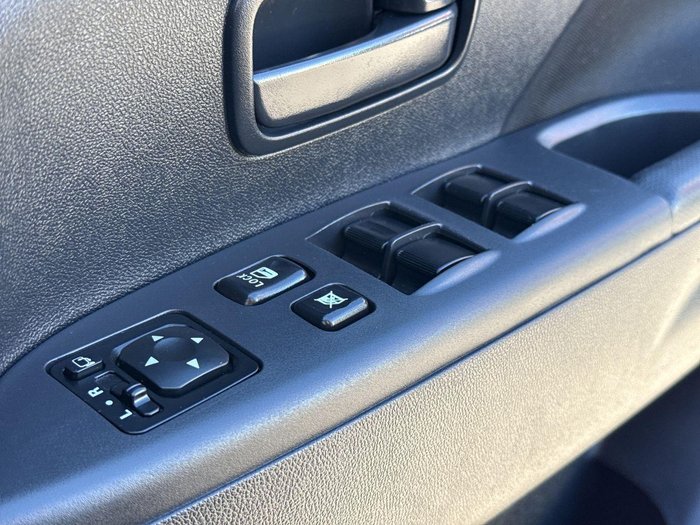 2023 Mitsubishi ASX ES