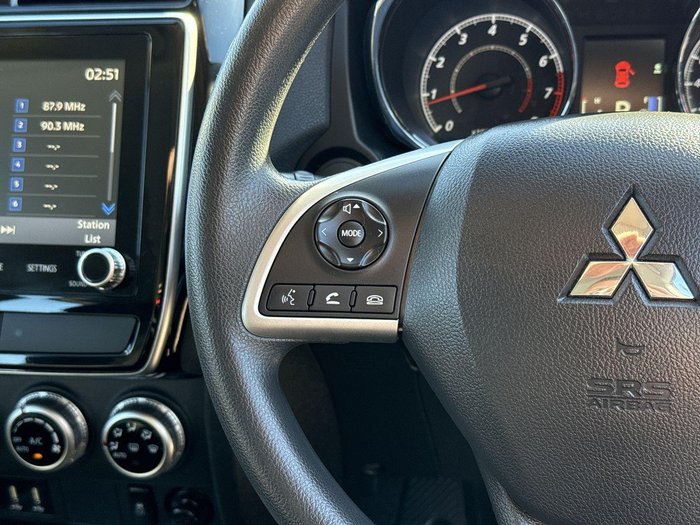 2023 Mitsubishi ASX ES