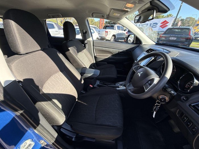 2023 Mitsubishi ASX ES