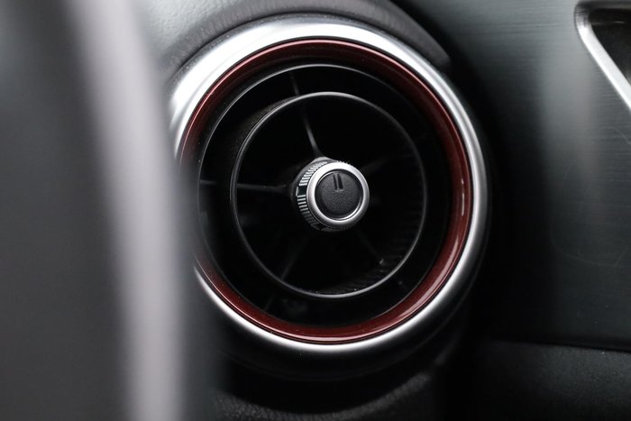 2020 Mazda CX-3 Akari LE