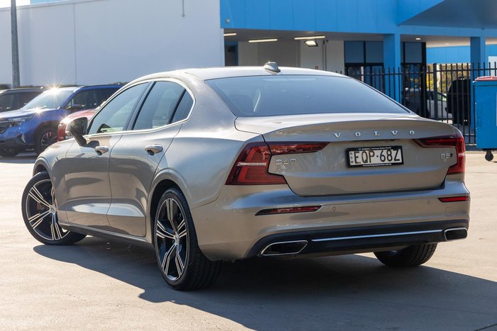 2021 Volvo S60
