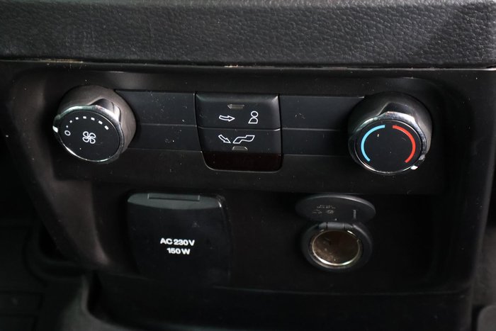 2020 Ford Everest Sport