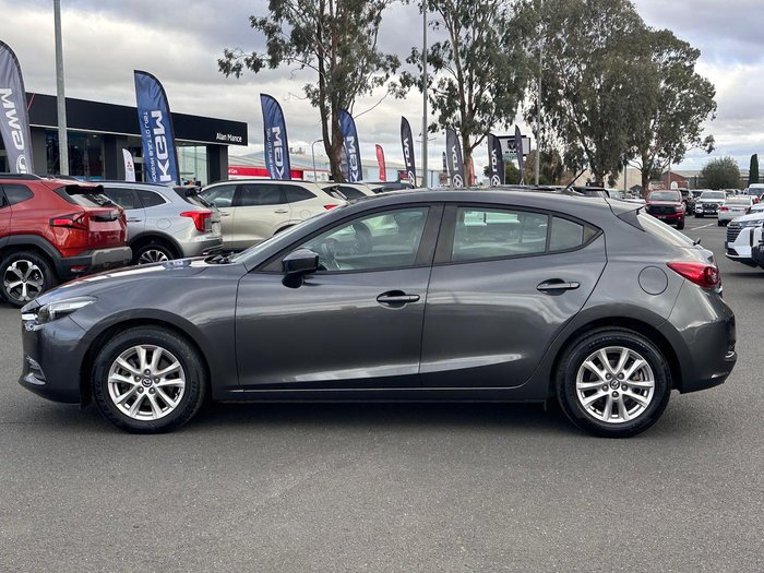 2016 Mazda 3 Neo