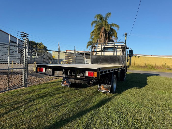 2025 Isuzu N Series NPS 75/45-155 White