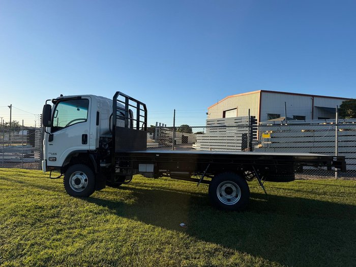 2025 Isuzu N Series NPS 75/45-155 White