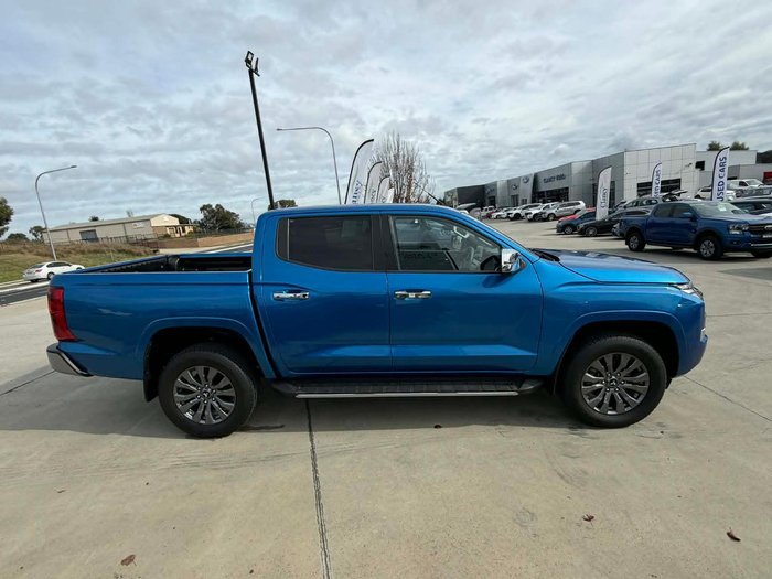 2024 Mitsubishi Triton GLS