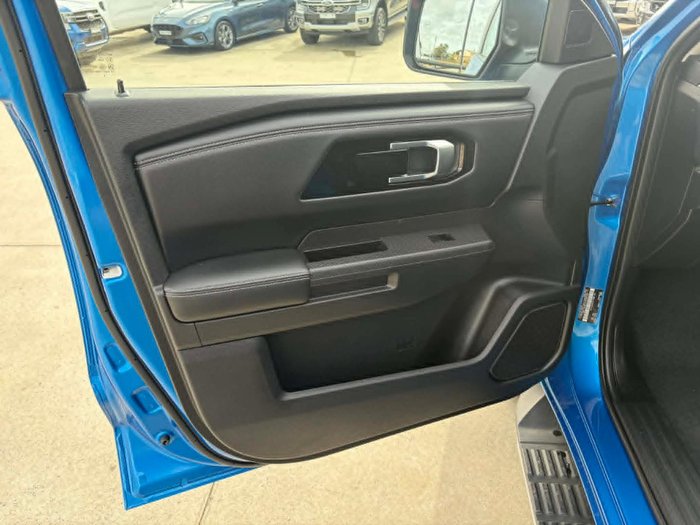 2024 Mitsubishi Triton GLS