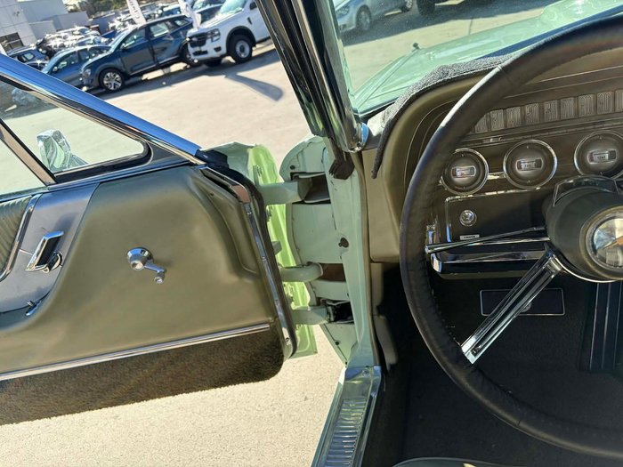 1965 Ford Thunderbird