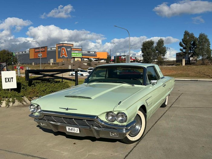 1965 Ford Thunderbird