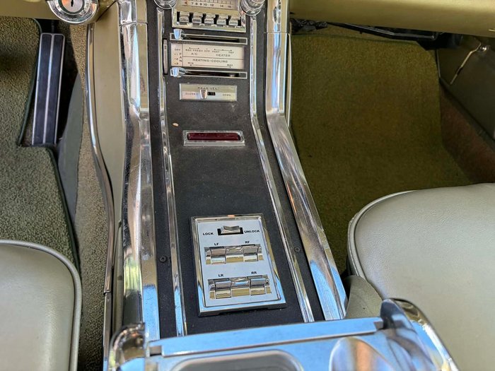 1965 Ford Thunderbird