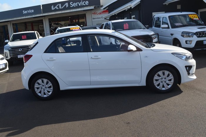 2022 Kia Rio S