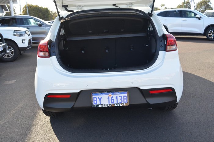 2022 Kia Rio S
