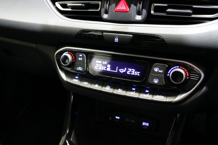 2025 Hyundai i30