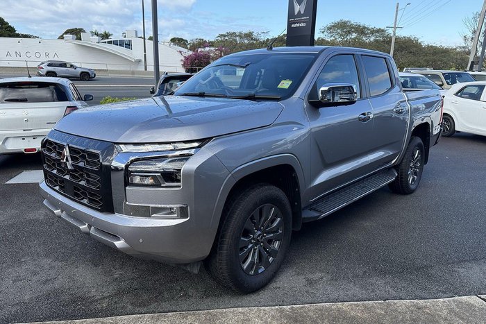 2025 Mitsubishi Triton GLS