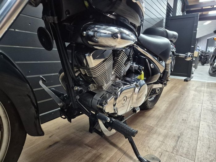 2008 SUZUKI VL250 (LC250 INTRUDER) Black