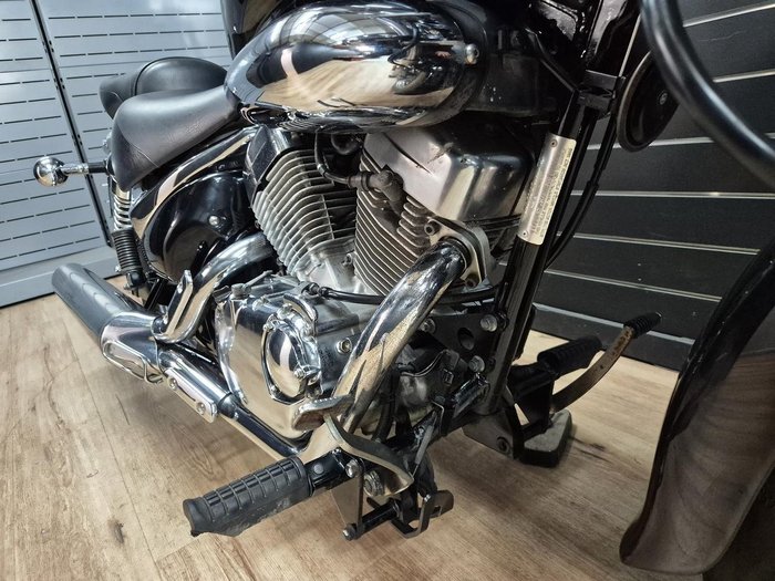 2008 SUZUKI VL250 (LC250 INTRUDER) Black
