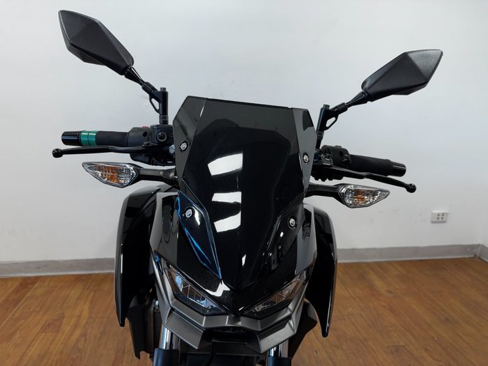 2024 Kawasaki Z500 Black
