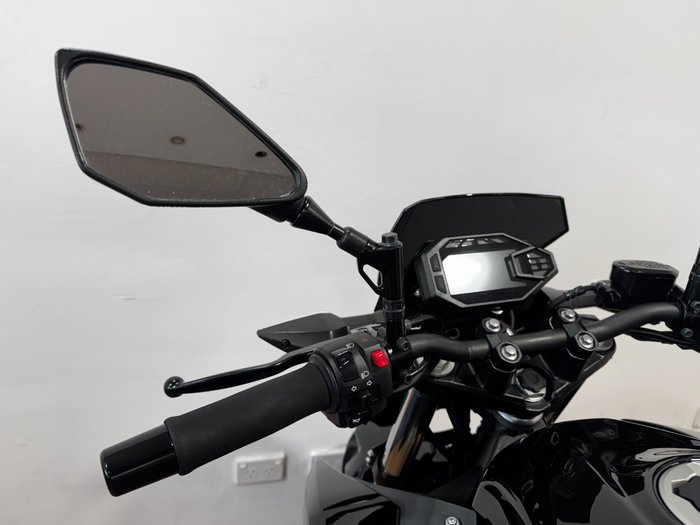 2024 Kawasaki Z500 Black