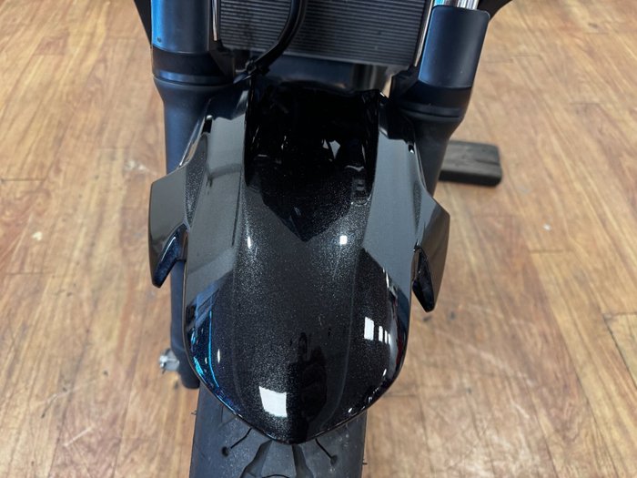2024 Kawasaki Z500 Black