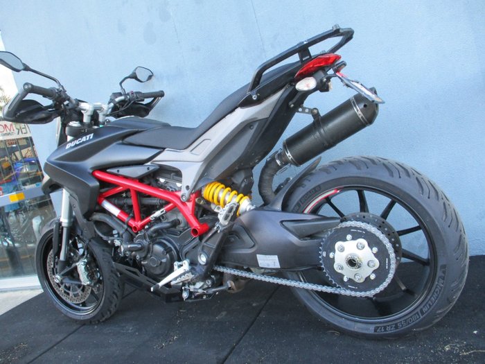 2013 DUCATI HYPERMOTARD 821 Black