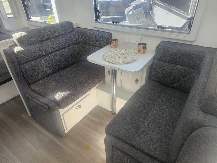 2022 Cosy Cab Kirkston
