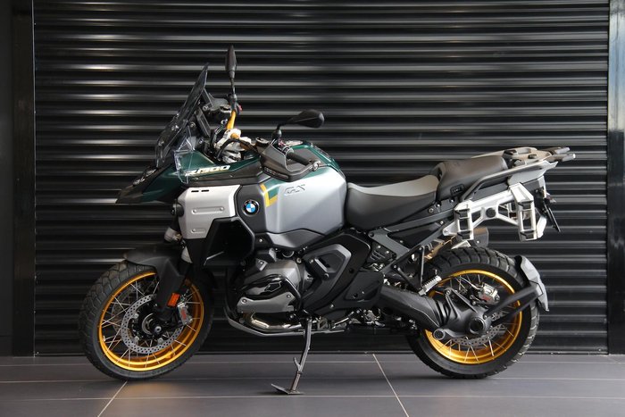 2025 BMW