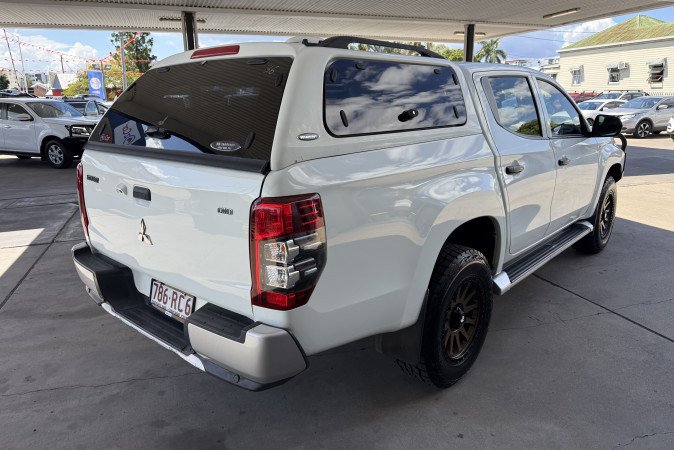 2019 MITSUBISHI TRITON GLX ADAS (4x4)