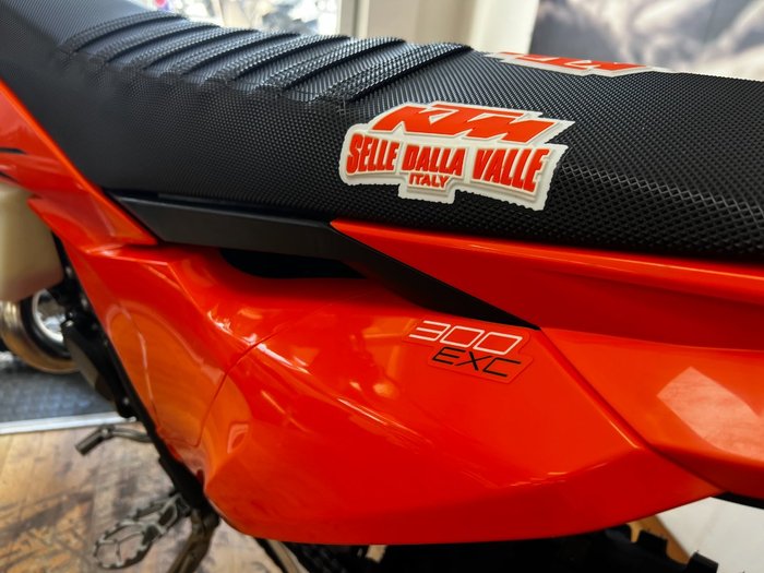 2026 Ktm 300 EXC Orange