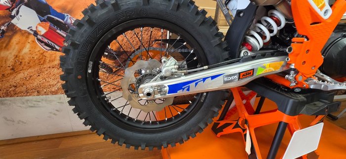 2026 Ktm 300 EXC SIX DAYS Orange
