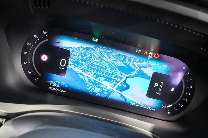 2022 Volvo XC60 Plus B5