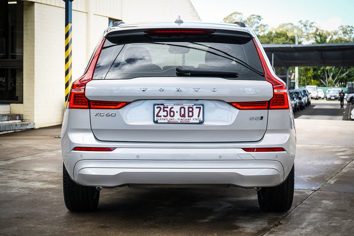 2022 Volvo XC60 Plus B5