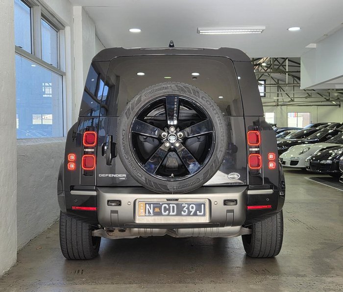 2021 Land Rover Defender 110 D300 X-Dynamic HSE
