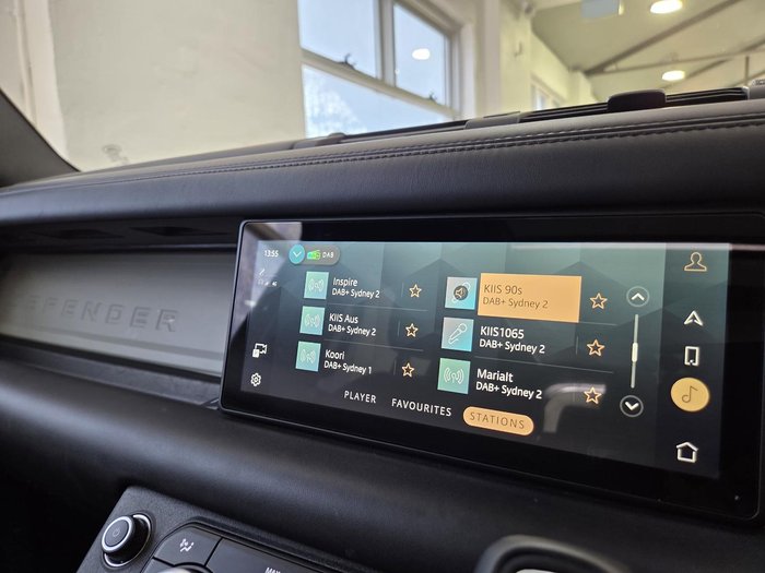 2021 Land Rover Defender 110 D300 X-Dynamic HSE