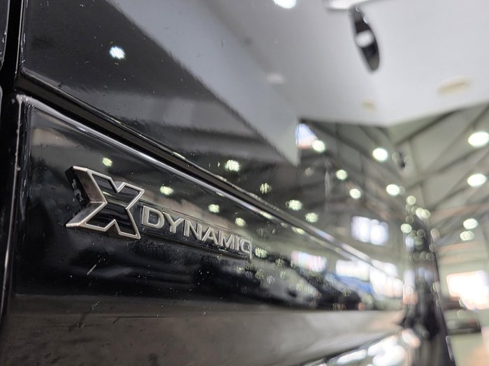 2021 Land Rover Defender 110 D300 X-Dynamic HSE
