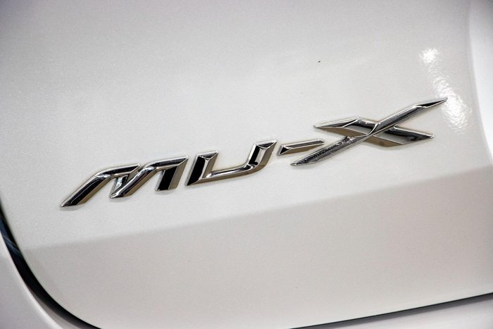 2022 Isuzu MU-X LS-M