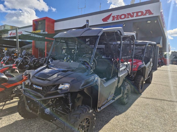 2025 Honda SXS10005P PIONEER 1000-5 RED