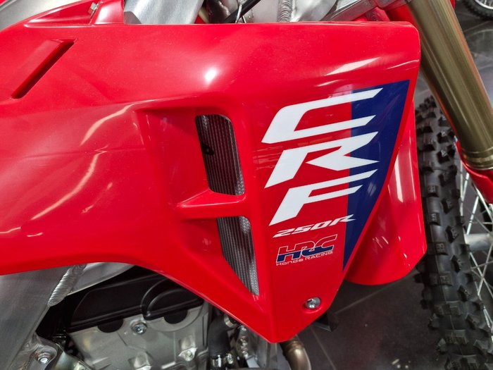 2026 Honda CRF250RTURED RED