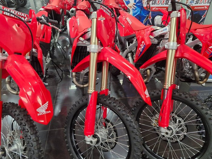 2026 Honda CRF250RTURED RED
