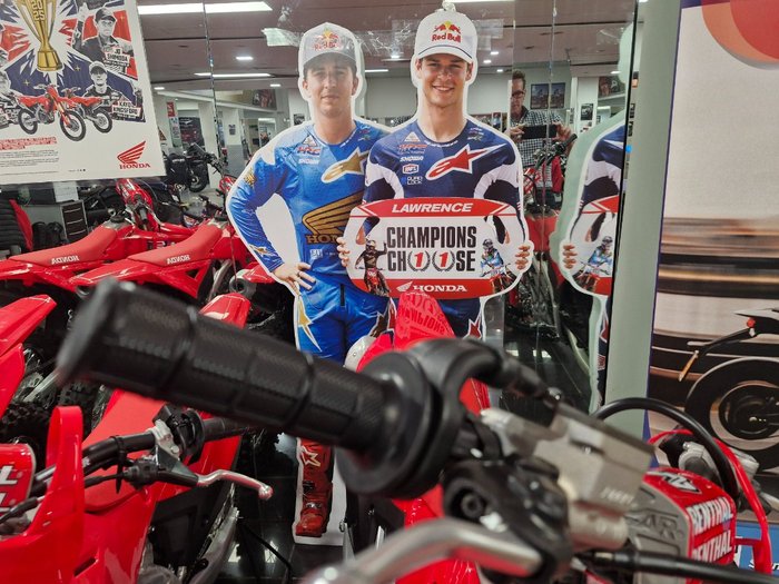 2026 Honda CRF250RTURED RED