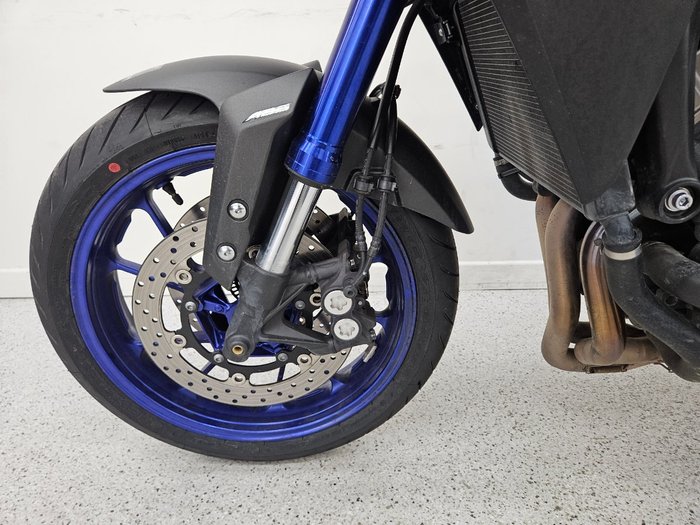 2016 YAMAHA MT-09 TRACER Silver