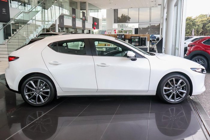 2025 Mazda 3 G20 Evolve