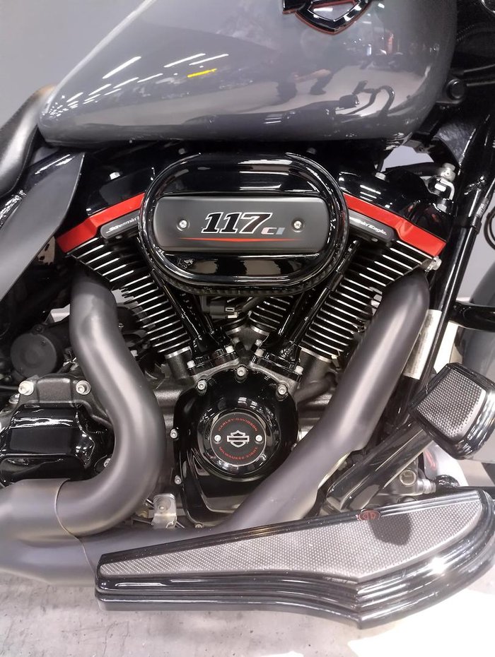 2018 Harley-Davidson CVO Road Glide 117 (FLTRXSE) Touring