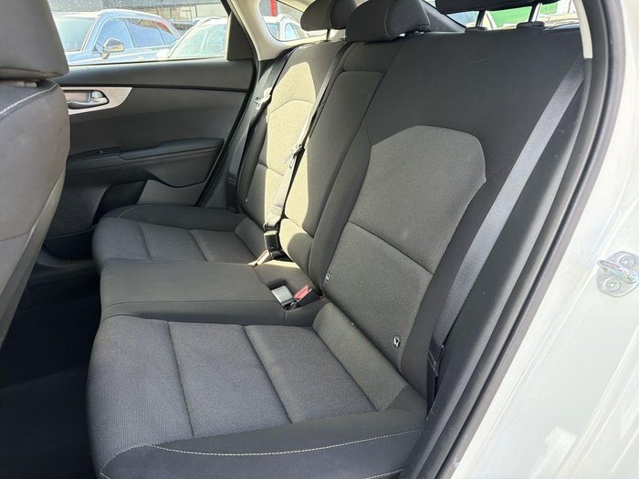 2023 Kia Cerato S