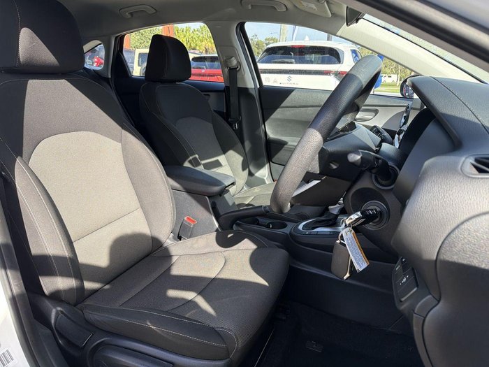 2023 Kia Cerato S