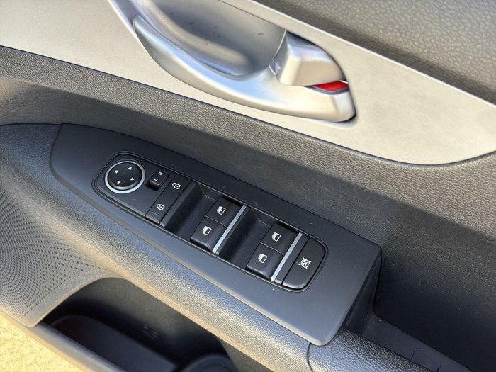 2023 Kia Cerato S