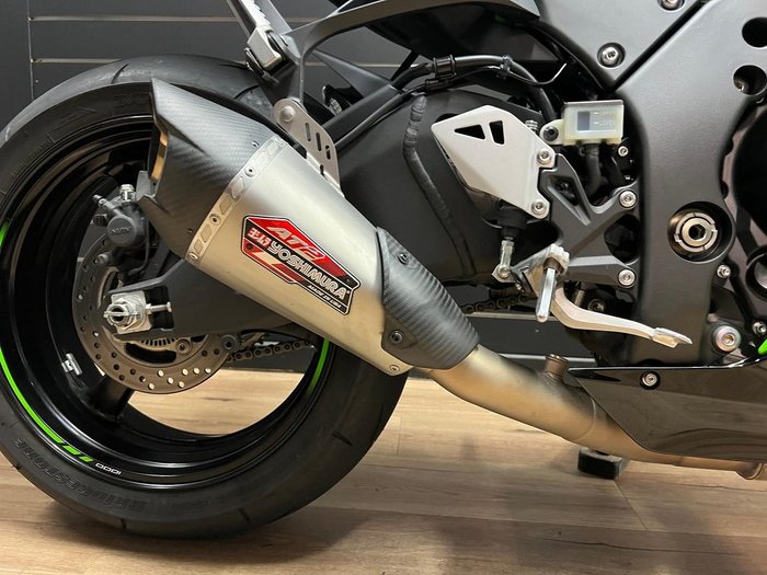 2025 Kawasaki 2025 Kawasaki NINJA ZX-10R Green