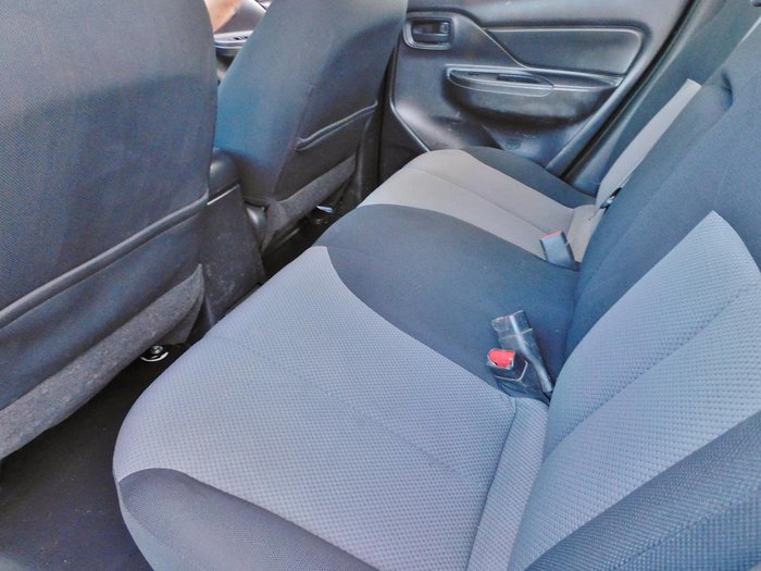 2022 Mitsubishi Triton GLX